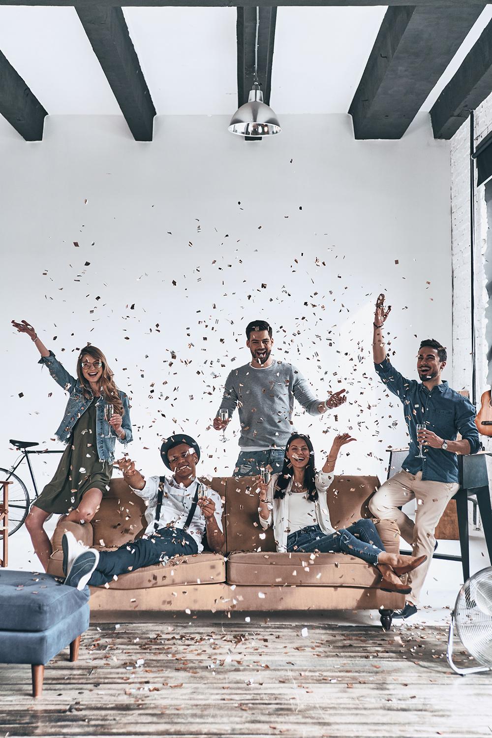 AKVO GY İLE TANIŞIN Image